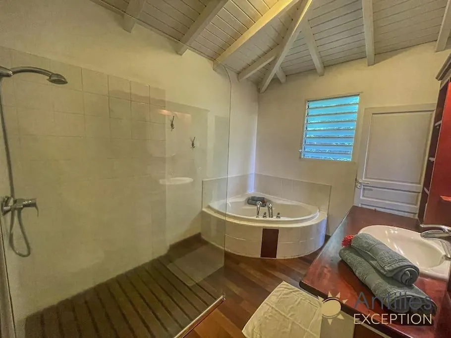 Villa Jasmine, Large Vue Mer, Sans Vis A Vis Deshaies